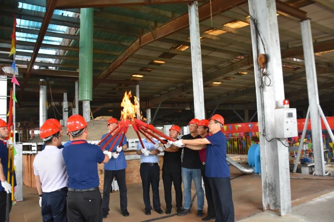 Passing on the torch, inheriting the mission, breaking through the current situation, and rising against the odds — Warmly celebrating the successful ignition of Longguang Tianxu's No. 13 kiln.